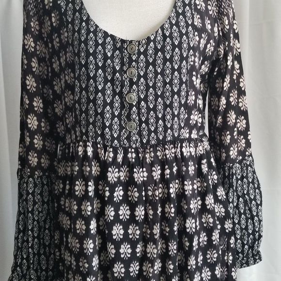 Miami Boho Dress Black White Print Buttoned Bodice Long Sleeve Size Large - Picture 3 of 10